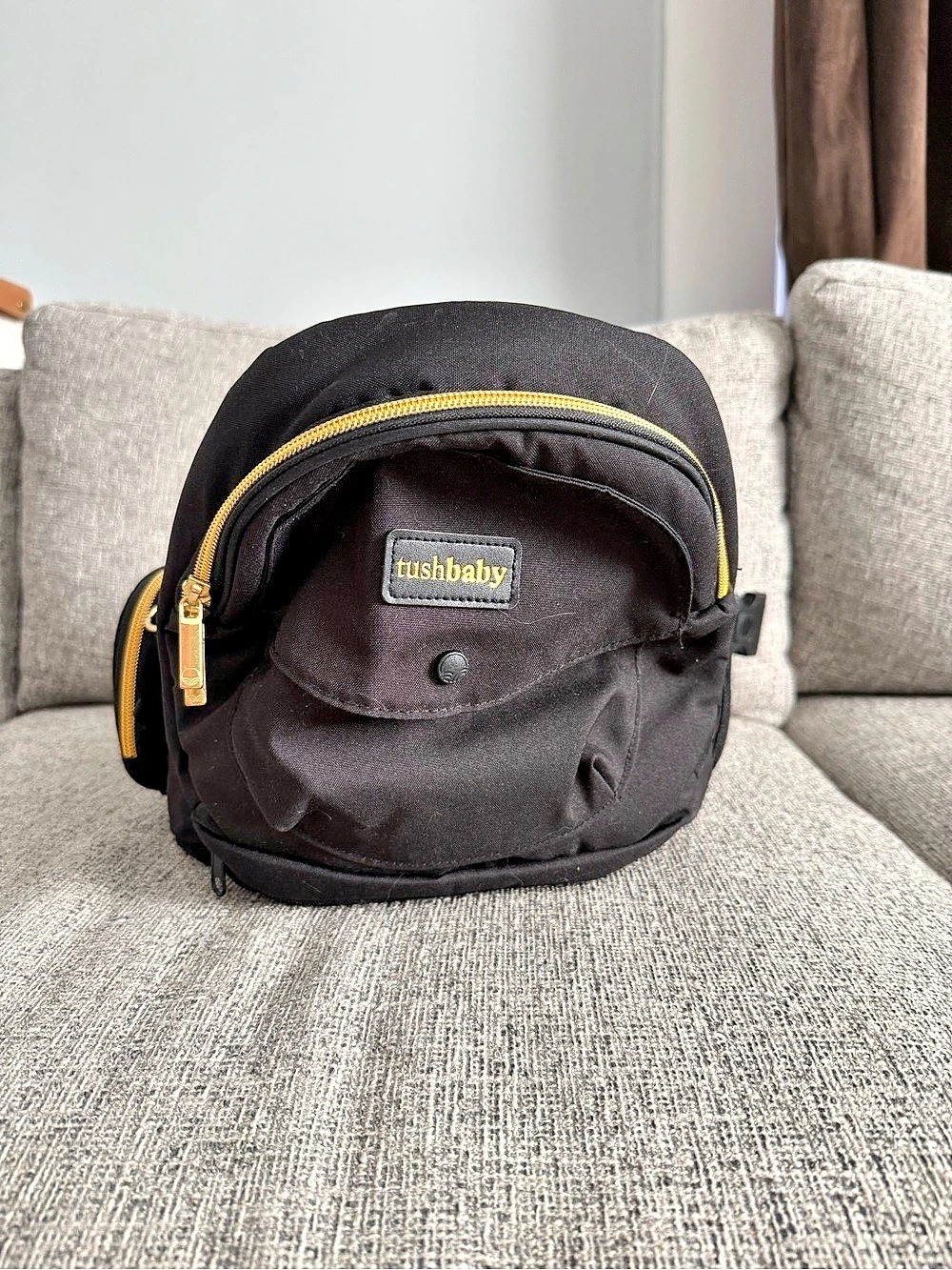 tushbaby Strapless Baby Hipseat Carrier
